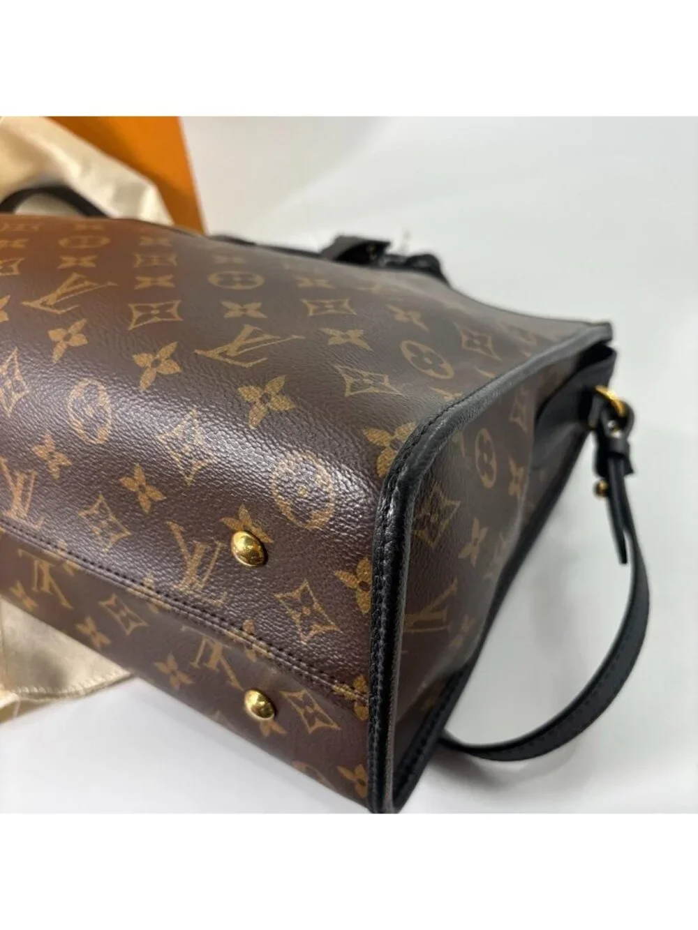 Louis Vuitton Monogram Macassar Popincourt MM Handbag